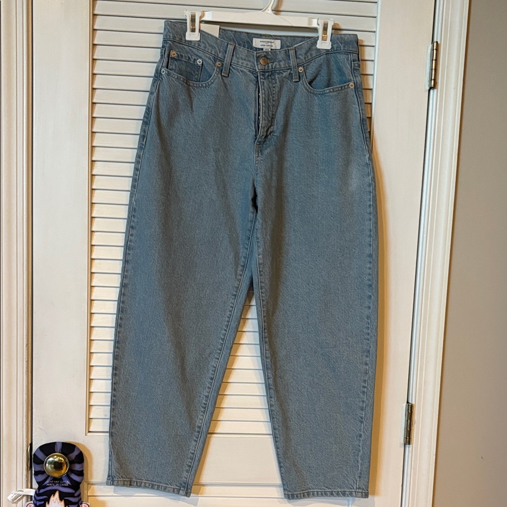 Banana Republic Women's Barrel Leg High Rise Jeans - Light Blue Size 29/8
